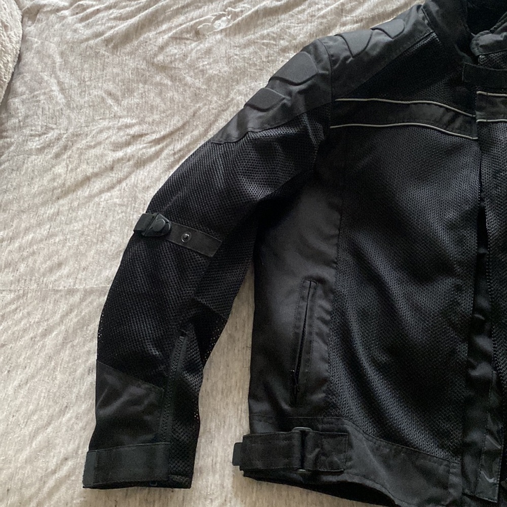 Motorcycle Riding Jacket - Picture 2 of 6